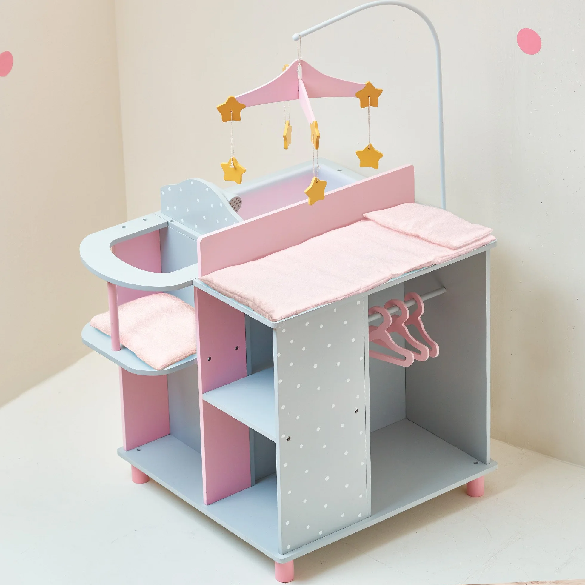 Olivia's Little World Puppen-Wickelkommode, Wickeltisch, Wickelstation Spielcenter Für Puppen Rosa Mit Puppen-Hochstuhl Und Mobile Puppenzubehör Für Kinder TD-0203AG
