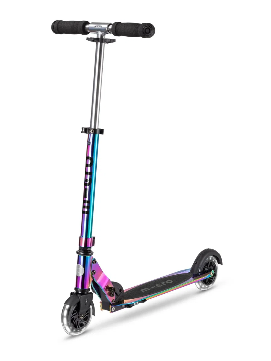 micro™ Sprite LED Kinderscooter | Das ORIGINAL | Kinder Cityroller mit LED-Rollen | klappbar und höhenverstellbar | ab 5 Jahre | Tretroller inkl. Sicherheitsweste