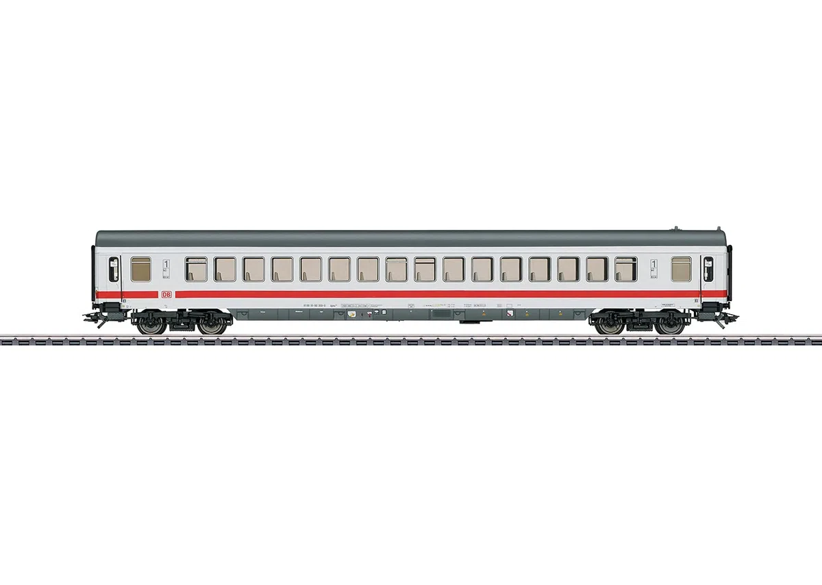 Großraumwagen Apmz 125.3 DB AG