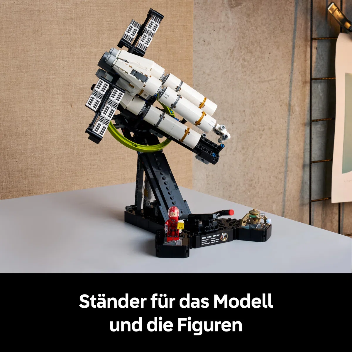LEGO Icons Der Astronaut - Miniatur Raumschiff Modellbau für Erwachsene - Austellungsset inkl. Ryland Grace Minifigur & Rocky Figur - Science Fiction Geschenk für Film- und Buchfans - 11389