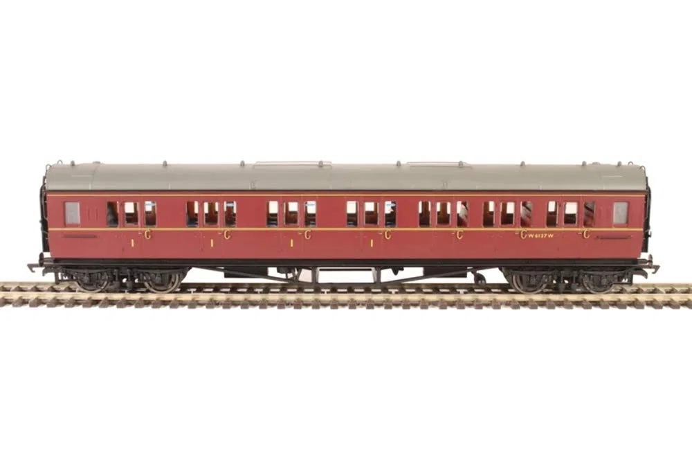 Hornby r4767 BR Collett Coach Korridor Composite rechts w6137 W Zug Modell Set, Maroon